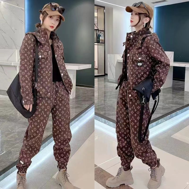 3-color women's fashion V tooling suit