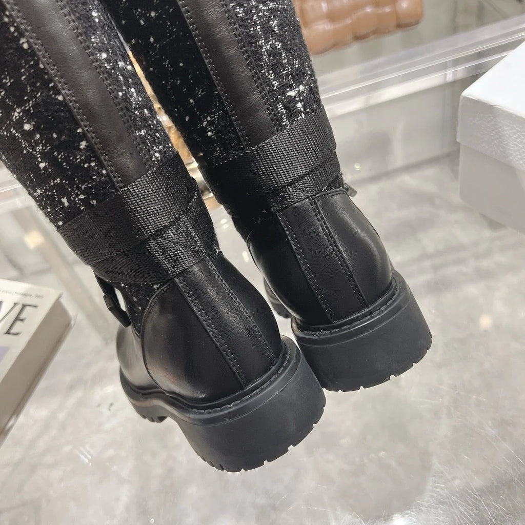 New embroidered letter boots 1024093015