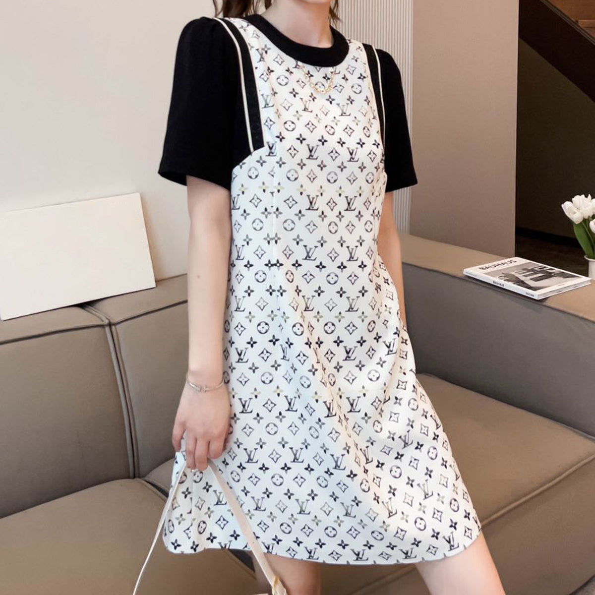 Fake Two-Piece Contrasting Panel Dress MM10041420