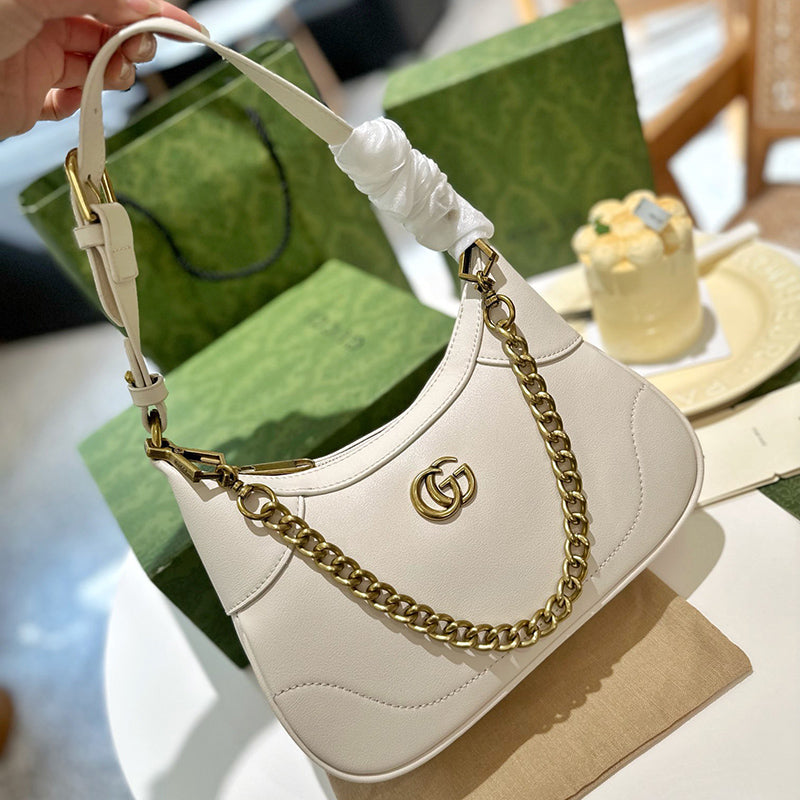 Fashion new messenger bag CWT1023081029