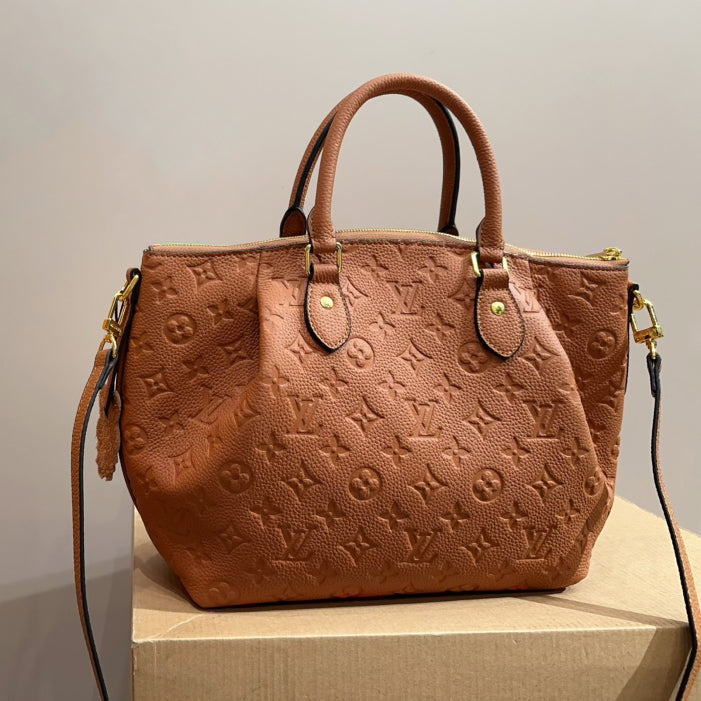L family embossed flowerpot bag 1824040302