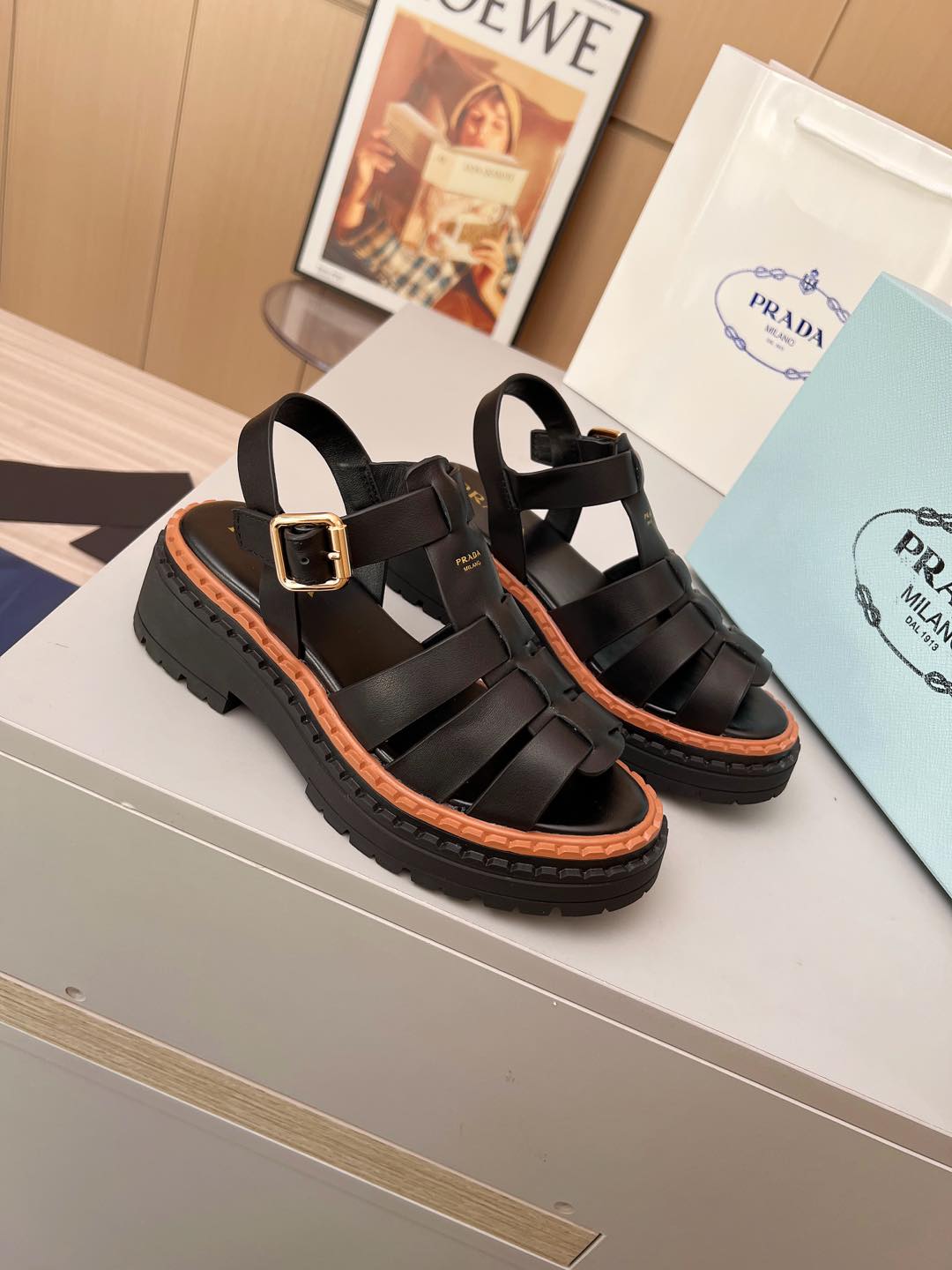 P fashionable new thick-soled sandals 0725061617