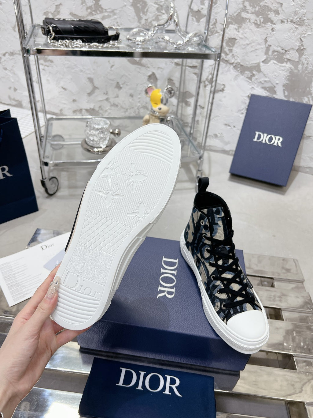 CD B23 High-Top Sneaker 1824120911