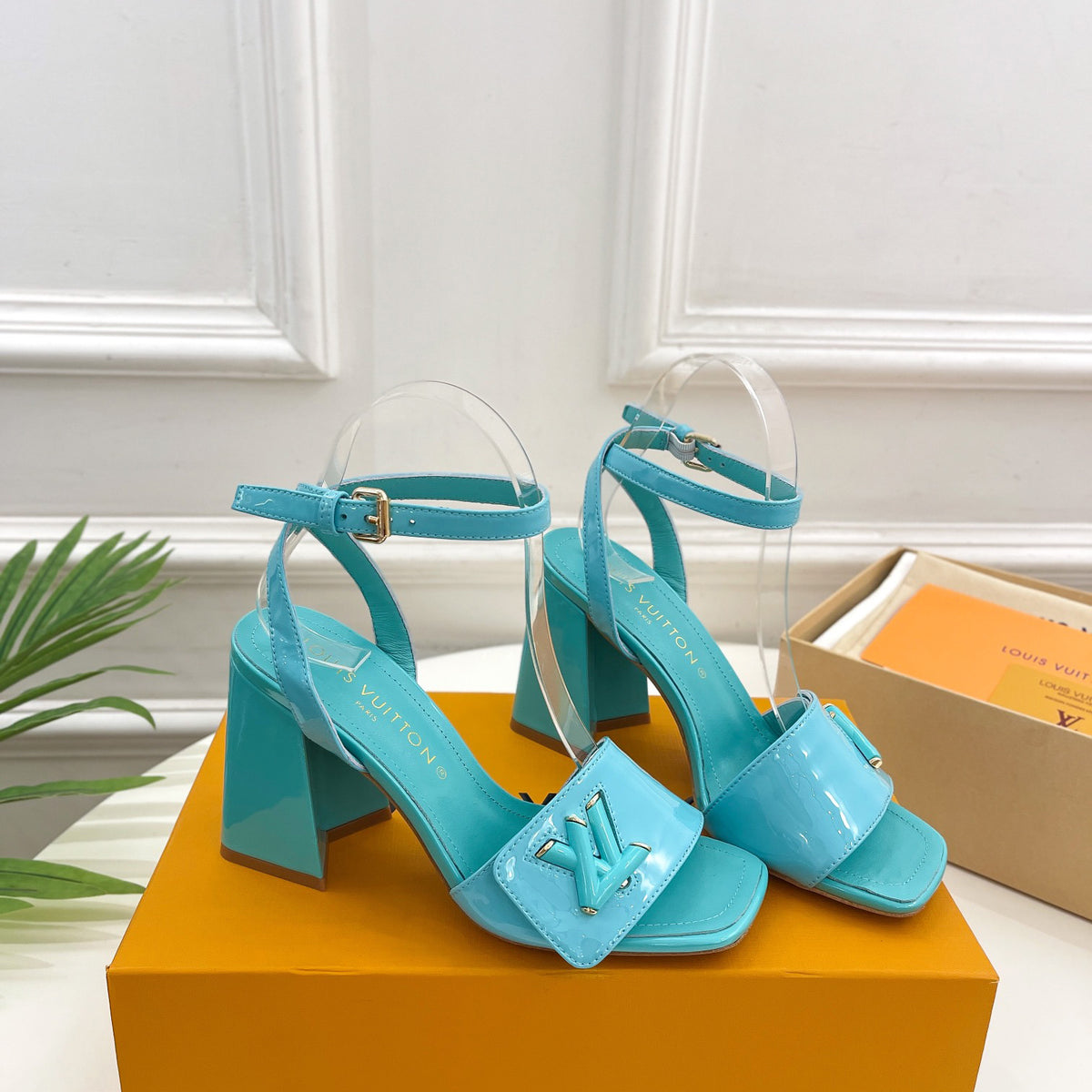 patent leather high-heeled sandals XC07032214