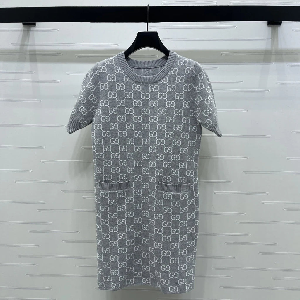 Jacquard knit round neck short sleeve dress 1426010401