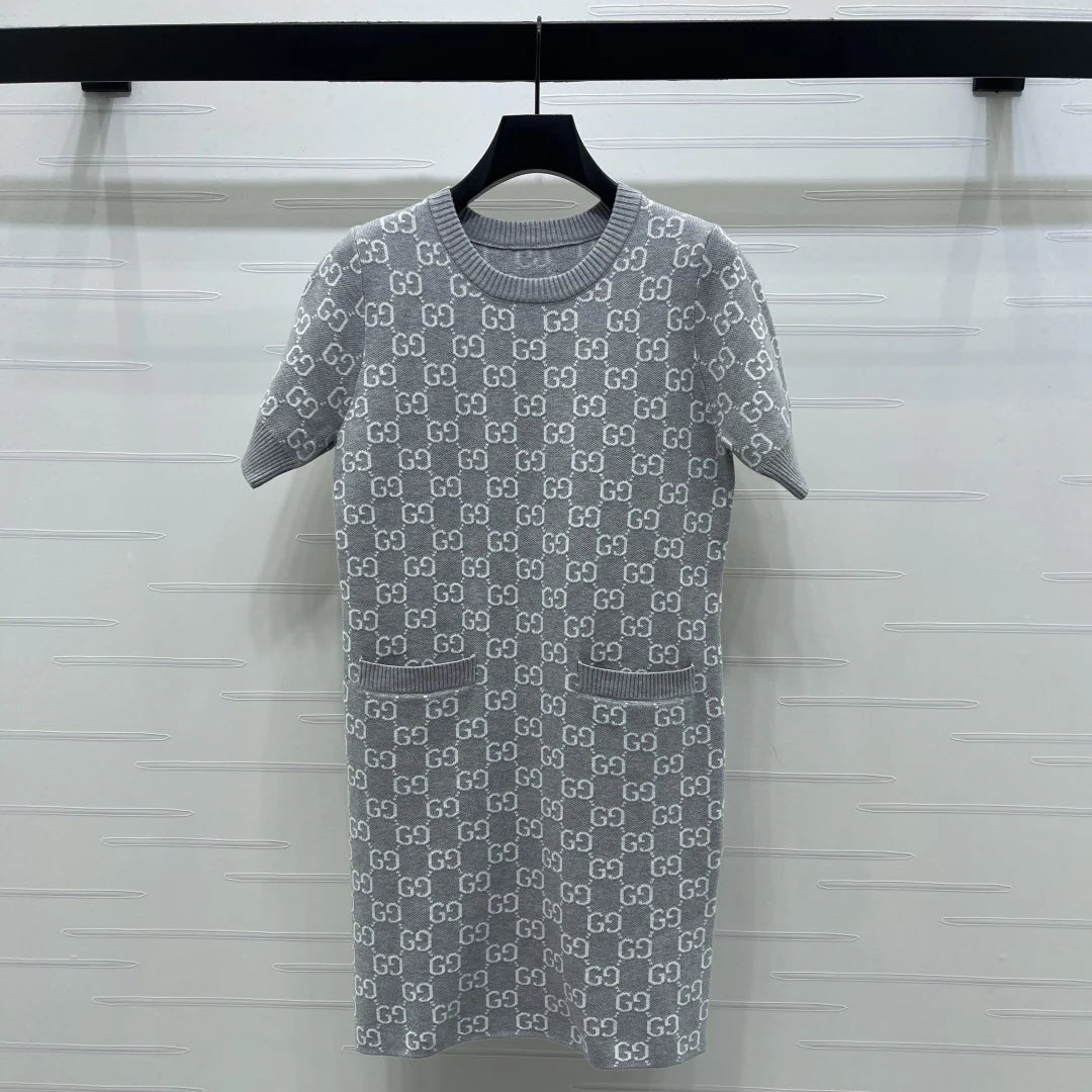 Jacquard knit round neck short sleeve dress 1426010401
