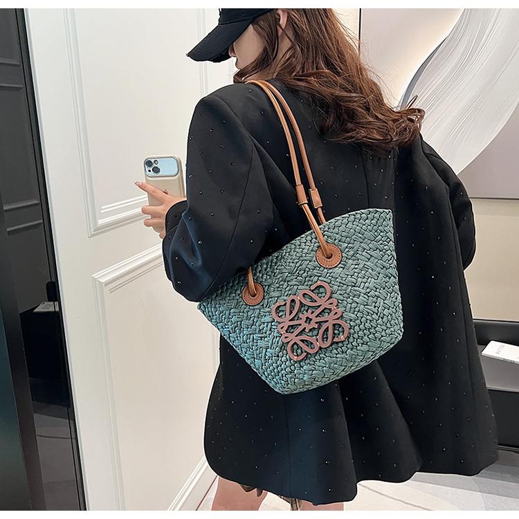 High-end Fashion Simple Casual Beach Bag 1024041707