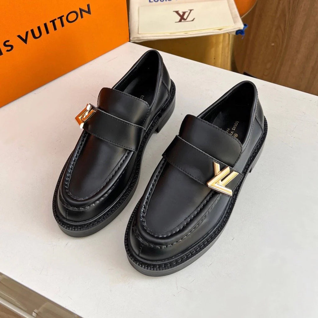 New fashionable and versatile loafers 1024011703