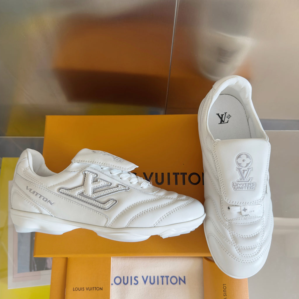 L-Footprint Series Couples Football Shoes 0725021401