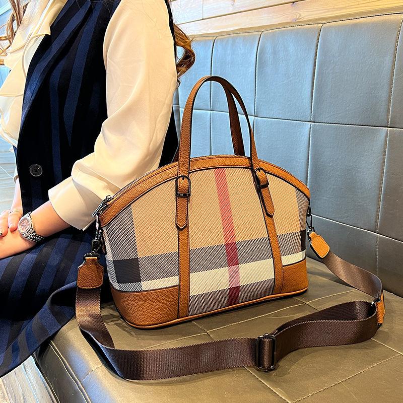 New Fashion Versatile Leather Plaid Shell Bag 1024042916
