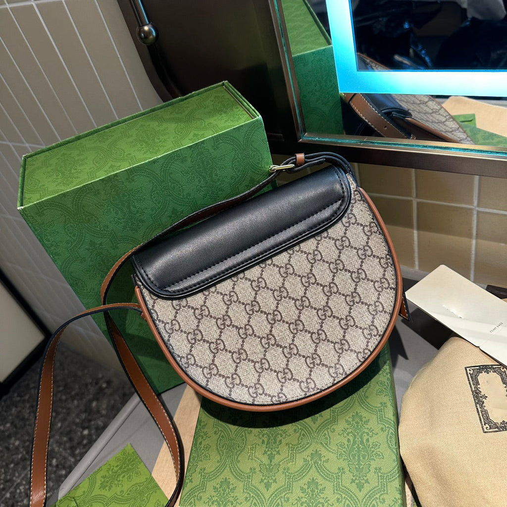 Fashion new messenger bag CWT1023091102