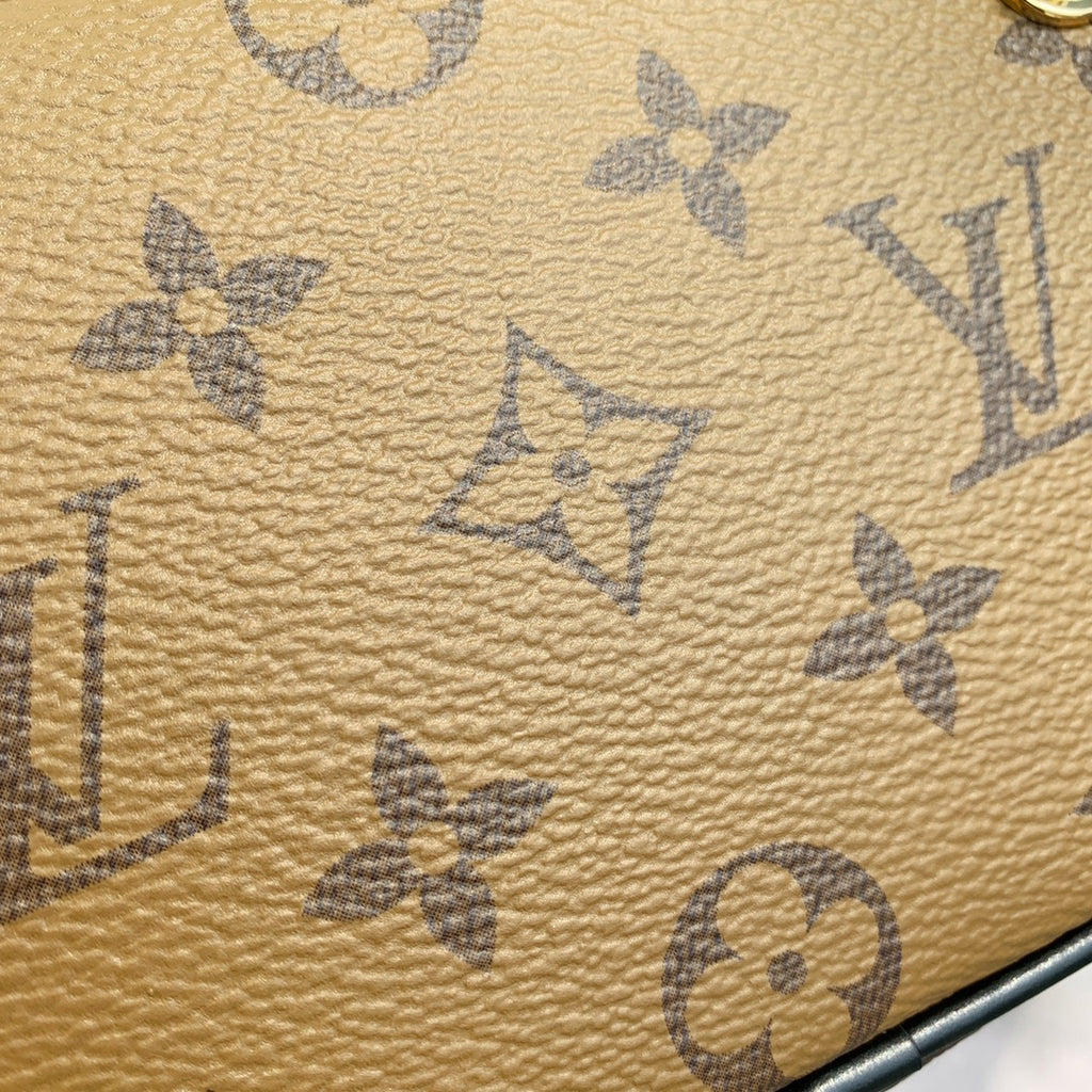 Luxury-VL VANITY Small Handbag Cosmetic Bag PD0423081608