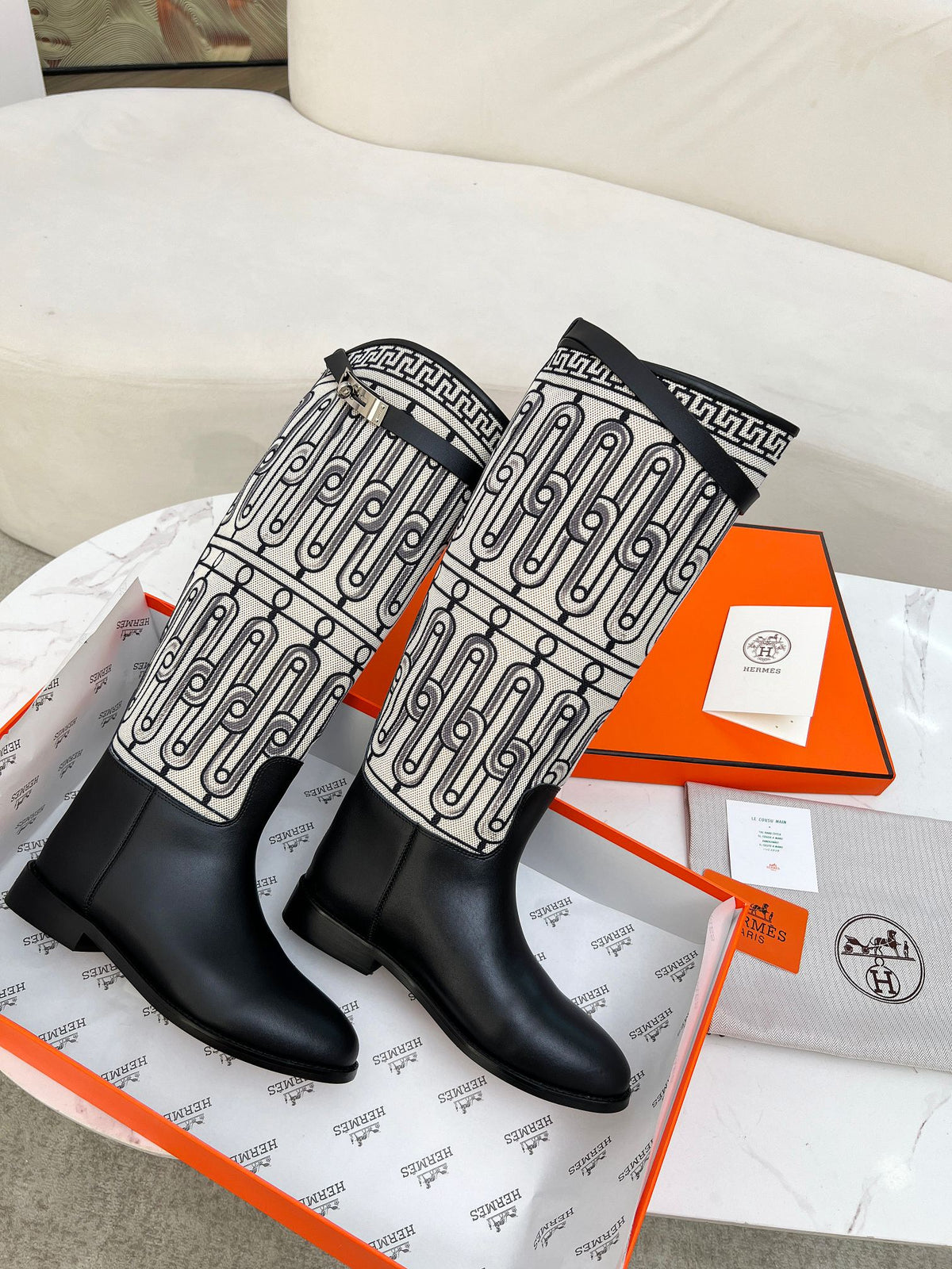 H Kelly Buckle Knight Boots 0724110418