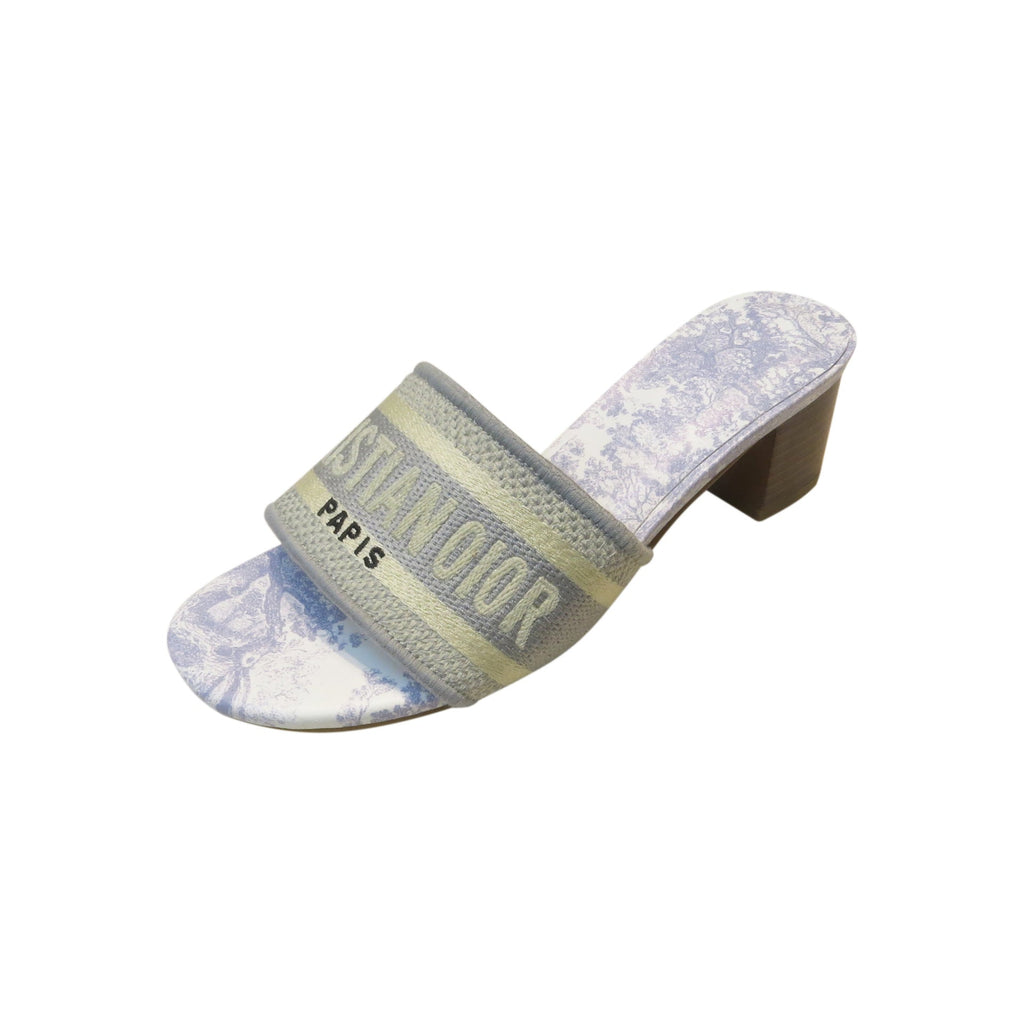 D versatile and fashionable one-line sandals PF01060646
