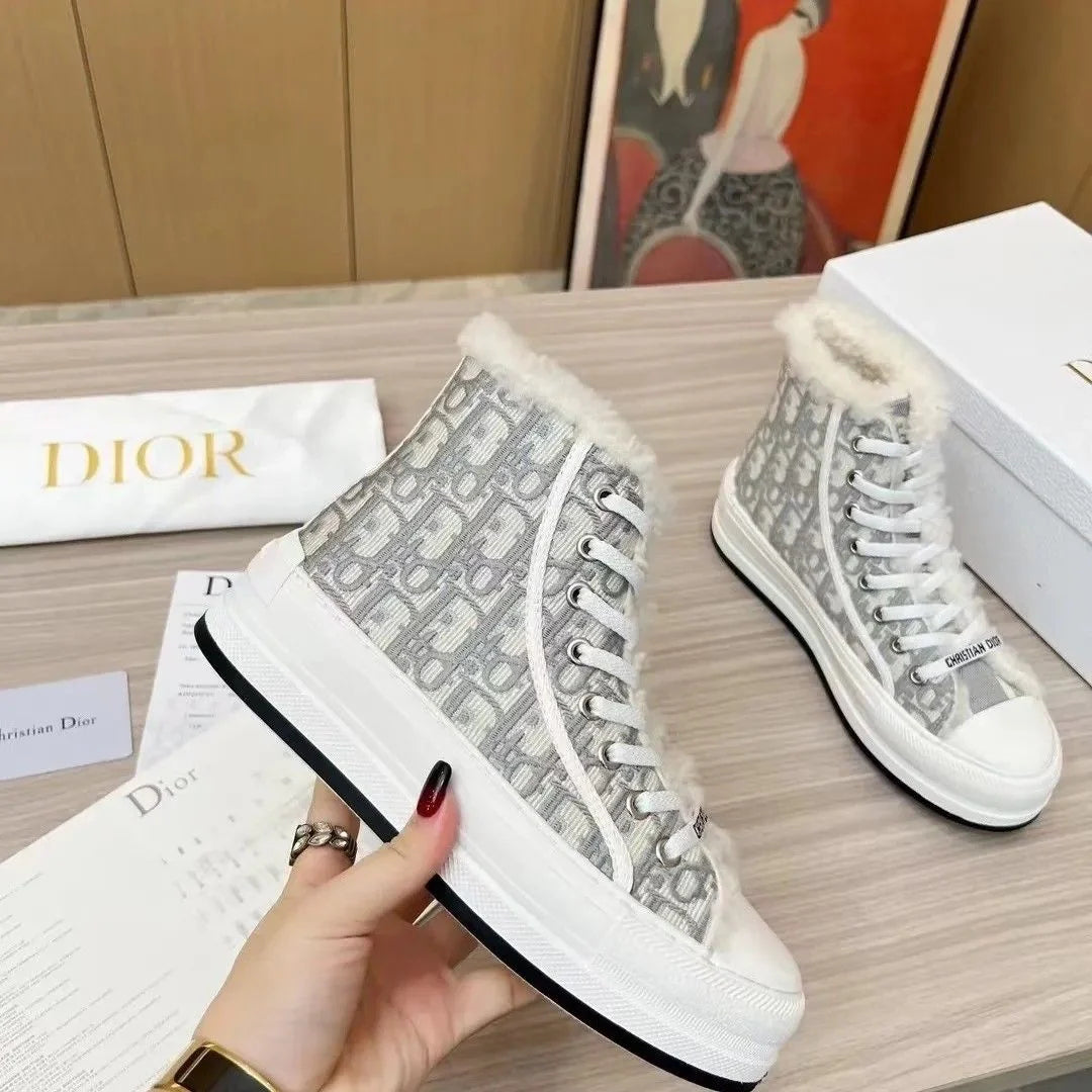 New casual embroidered letter wool shoes 1024103024