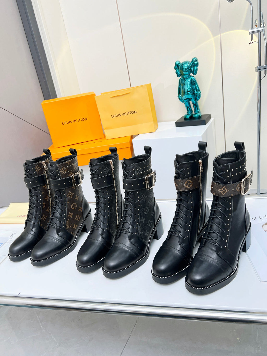 L fashion printed leather martin boots 0724102311