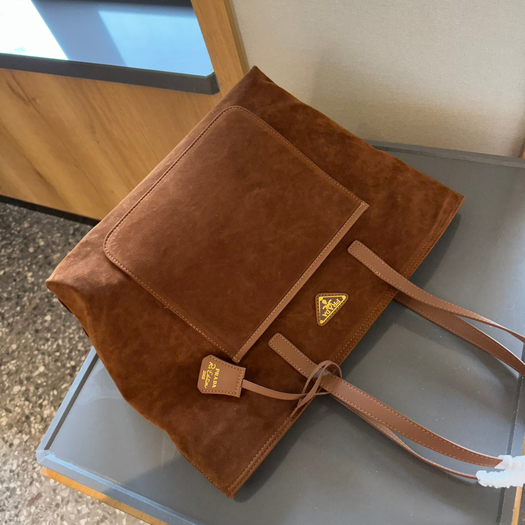 PR Classic Tote Bag XC24100803