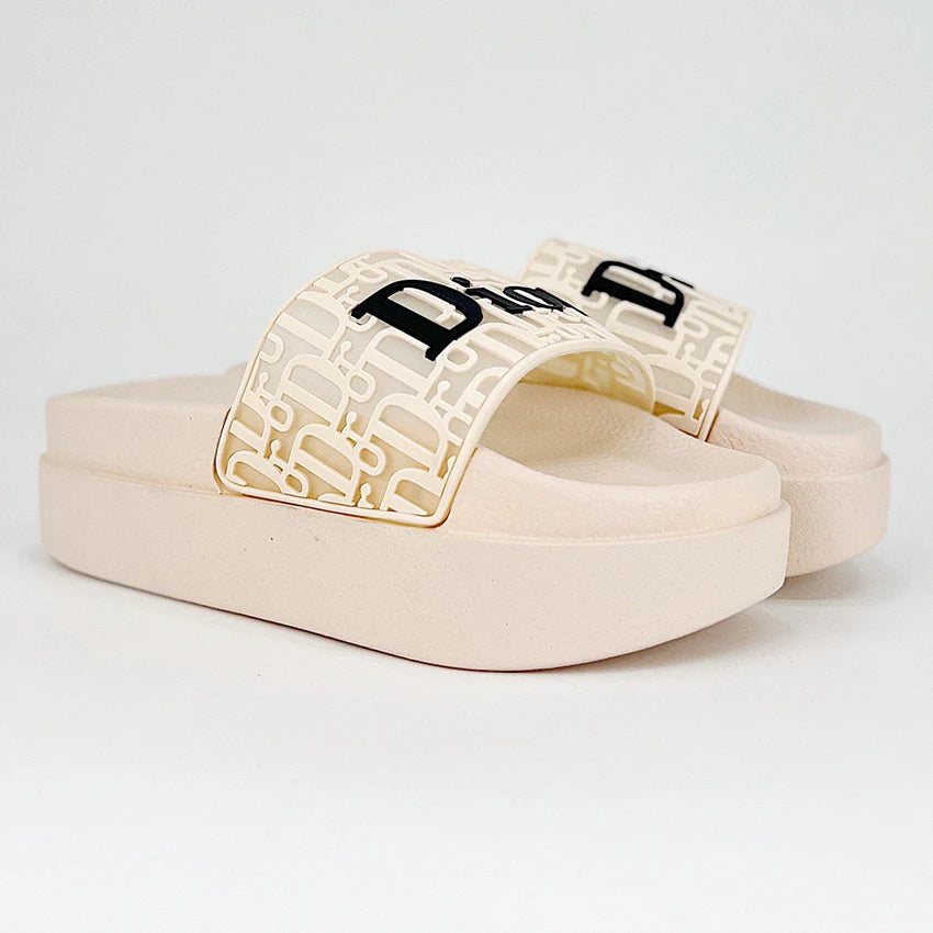 New fashion women's thick bottomed sandals 1024070913