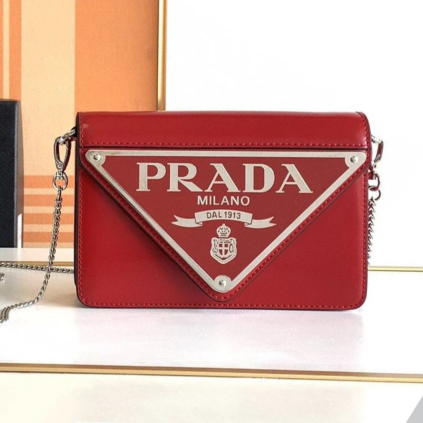 New fashion and versatile large triangular flip bag 1024071908