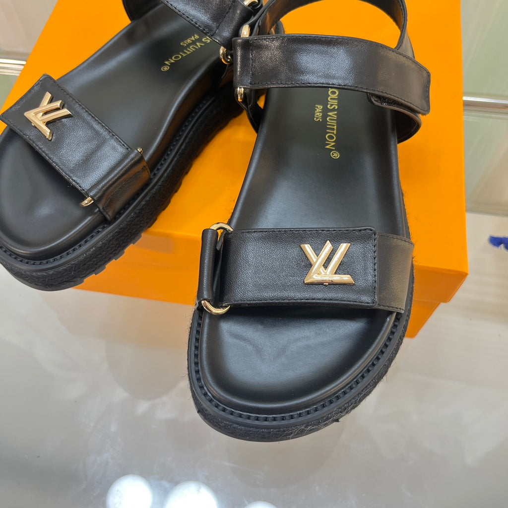 V - Classic Sandals XC07062905