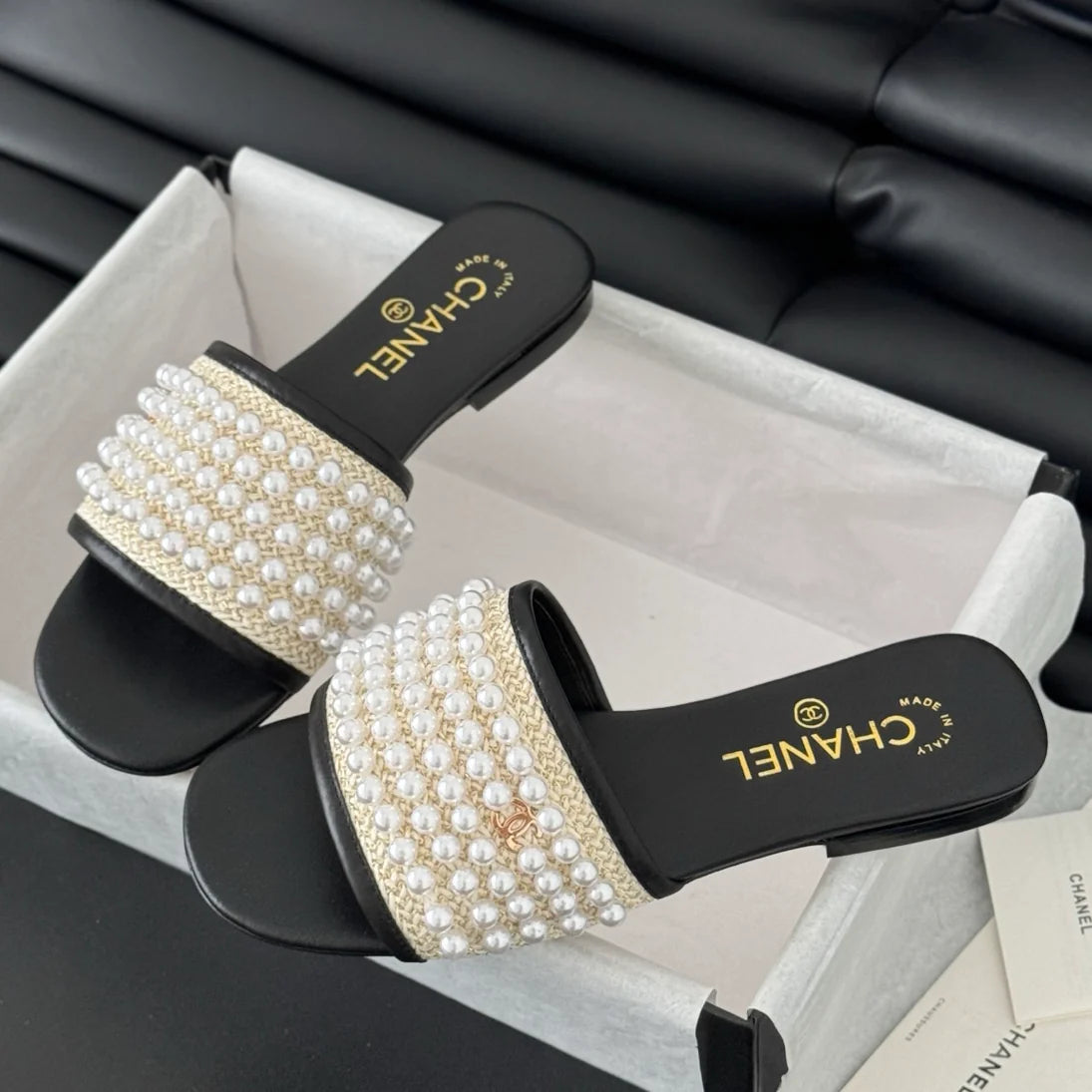 Haute Couture Pearl Collection Slippers 1025041701