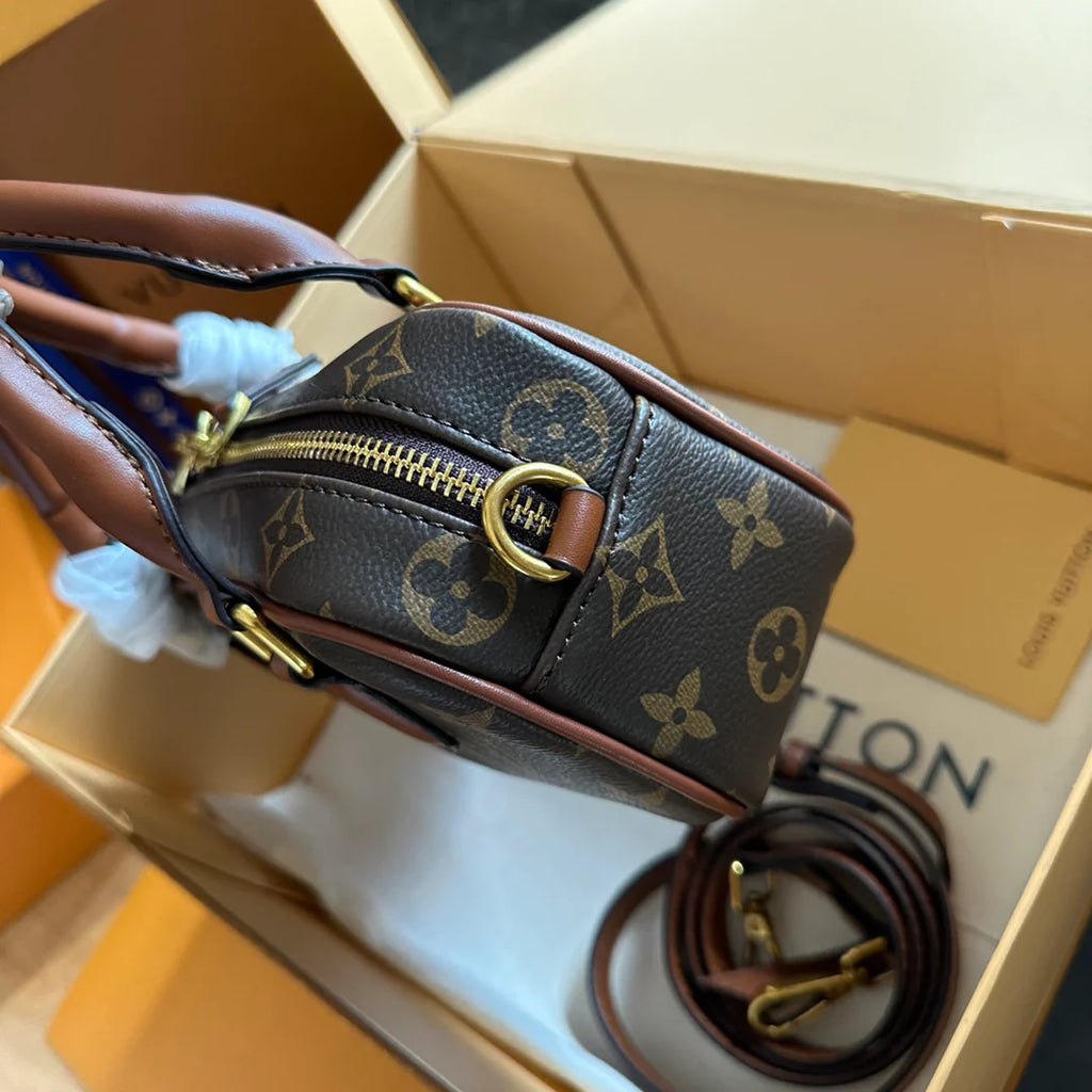 New Fashion Versatile Crossbody Bag 1024032629