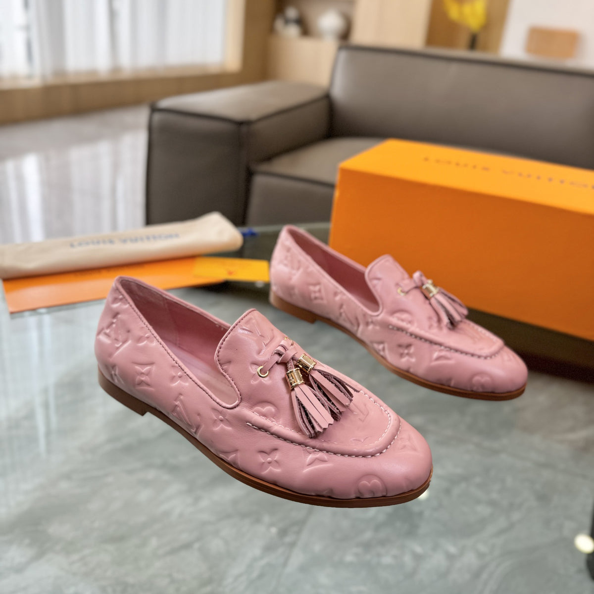 Unisex tassel printed loafers for men and women 0724052101