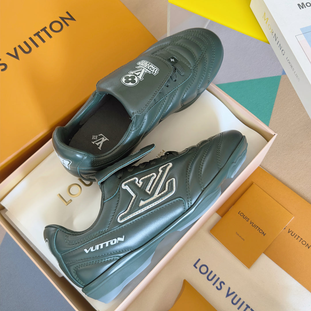 L-Footprint Series Couples Football Shoes 0725021401