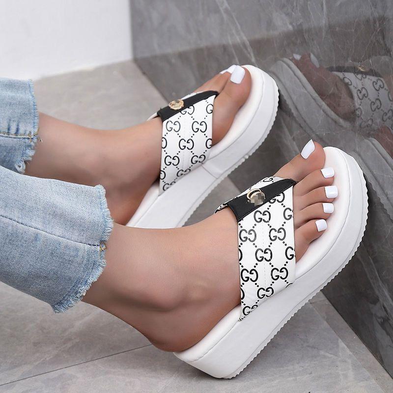 New Thick Bottom Clip Toe Fashion Women's sandals 1024041103