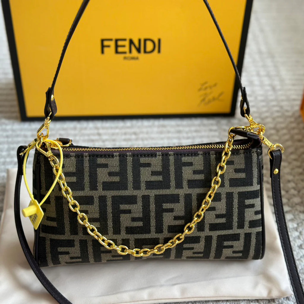 New fashion versatile crossbody bag 1024051408
