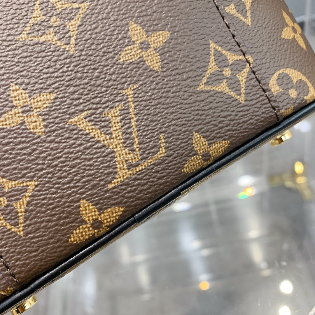 Luxury-VL VANITY Small Handbag Cosmetic Bag PD0423081608