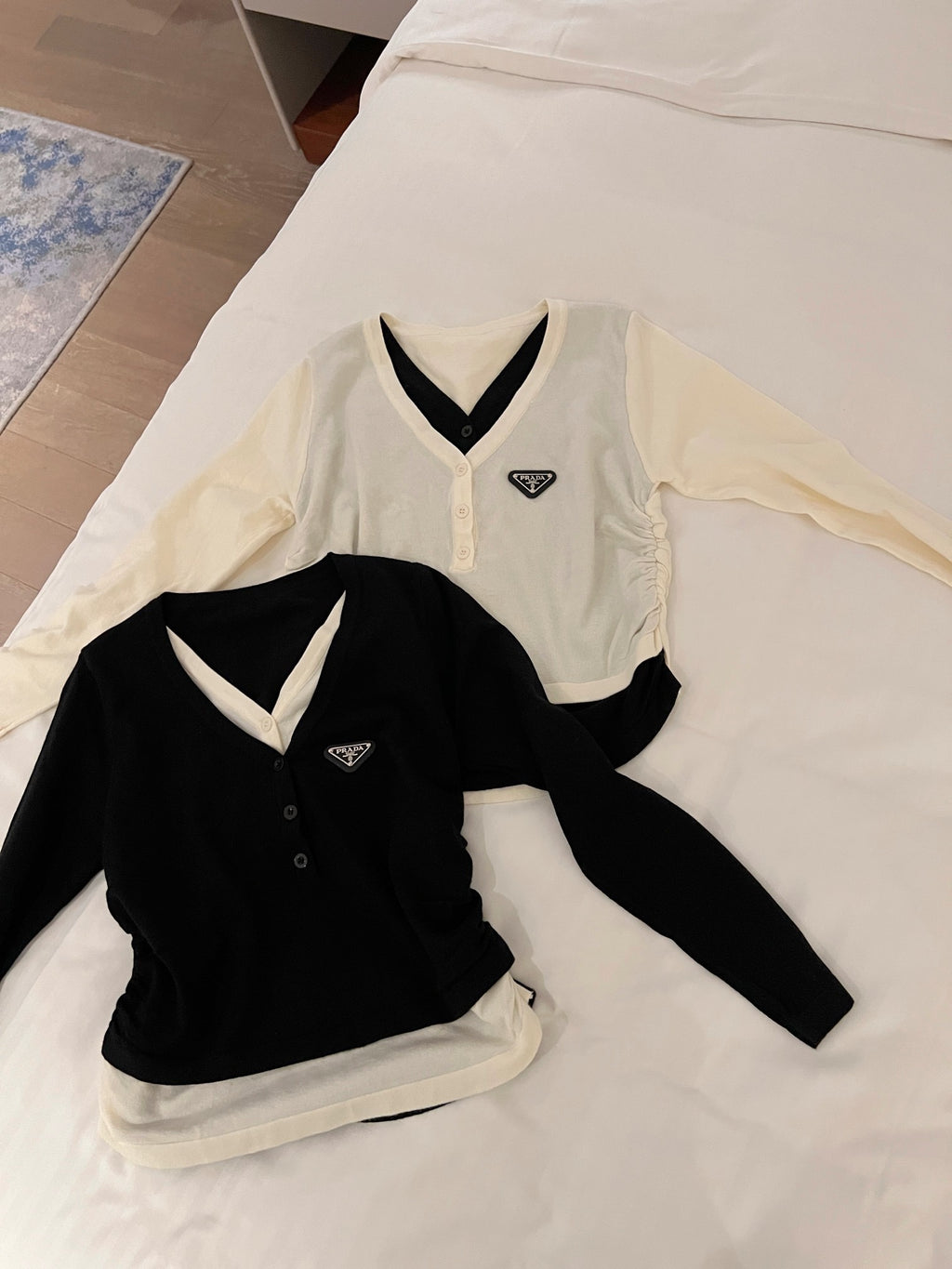 P fake two-piece sweater 0724112009