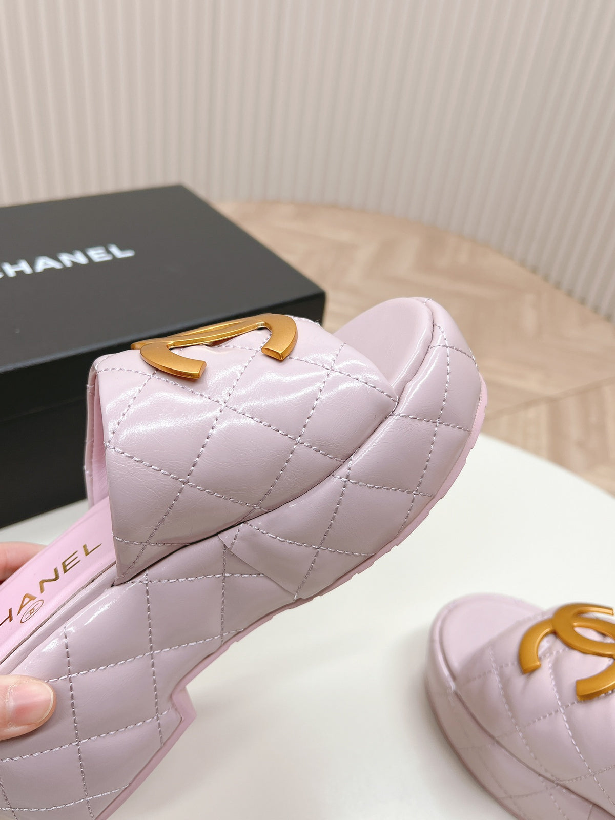 Chane1 top fashion thick-soled rhombus slippers 0724030812