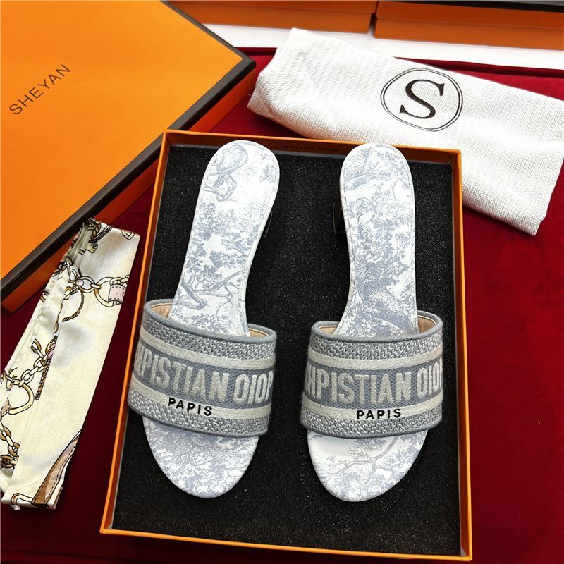 D versatile and fashionable one-line sandals PF01060646