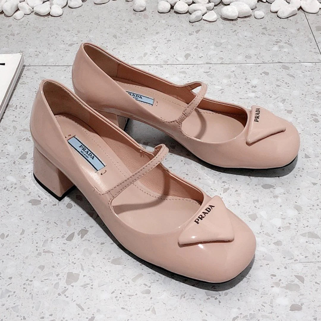 New Fashionable and Versatile Women's Shoes 1024011925