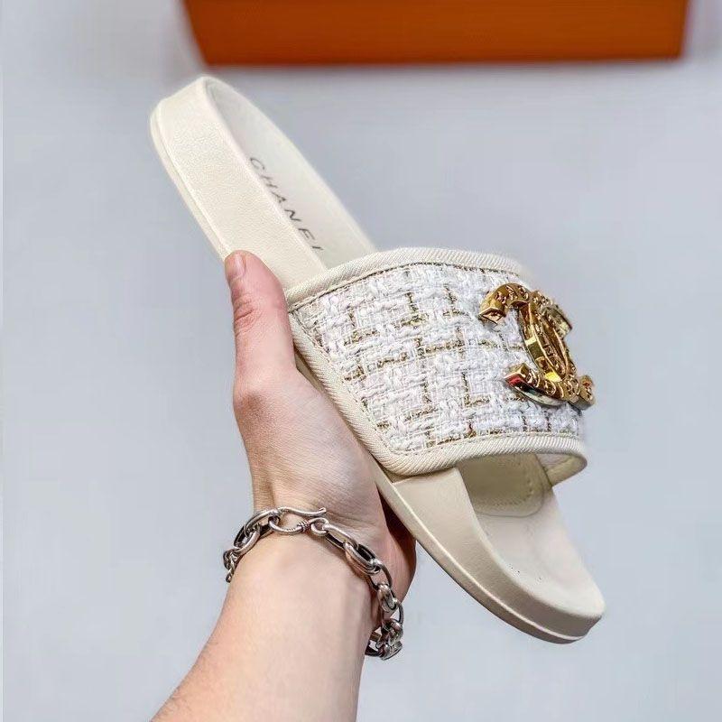 New Fashion Word Mop Sandals 1024052107