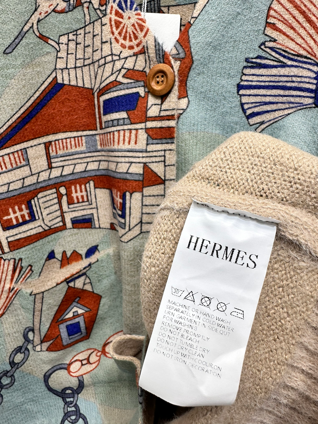 HH Fashion Pattern Cozy Knit Sweater 0724111311