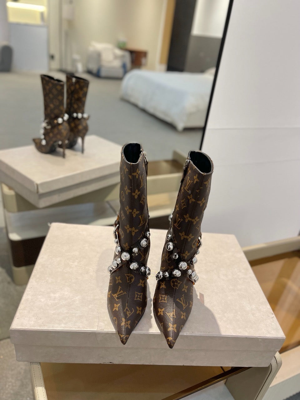 L fashion printed high-heeled leather boots 0724102304