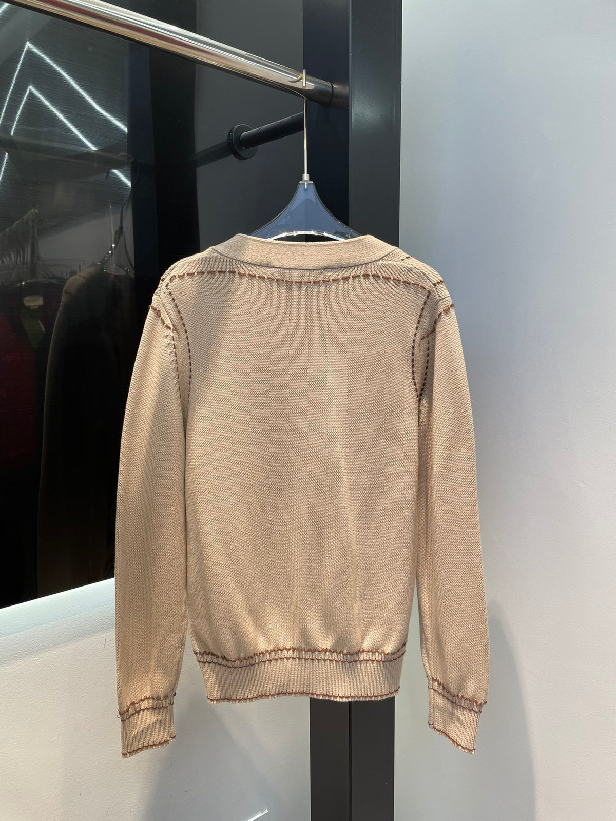 V knitted lapel long sleeve sweater 0724101104