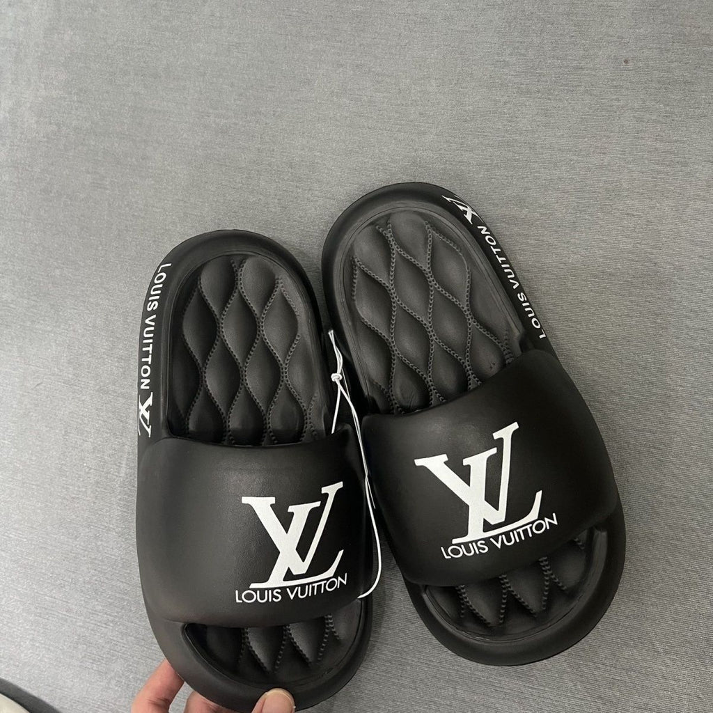 New Soft Bottom Fashion All-match Sandals 1024052111