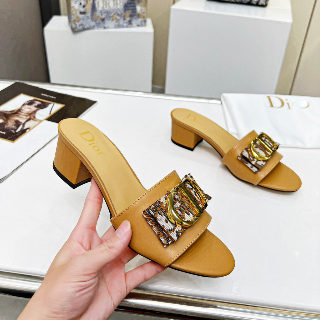 low heel metal sandals 03082