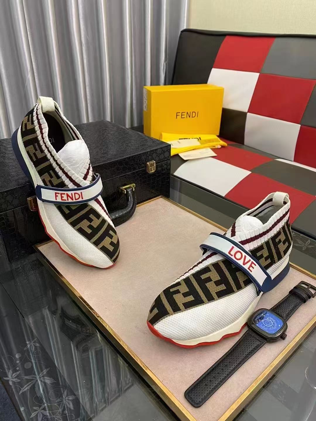 New Fashion Casual Breathable Sneaker 1024070928