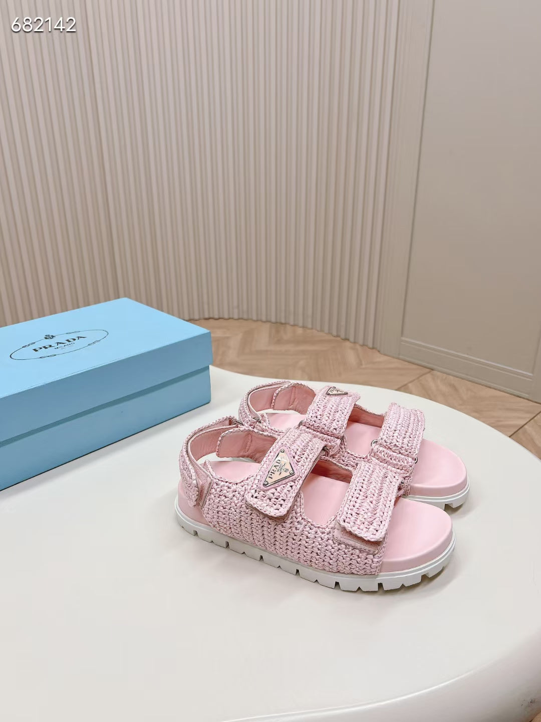 P Woven Strap Sandals 0724071819