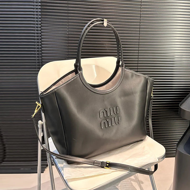 New Black crossbody bag 10CG24092615