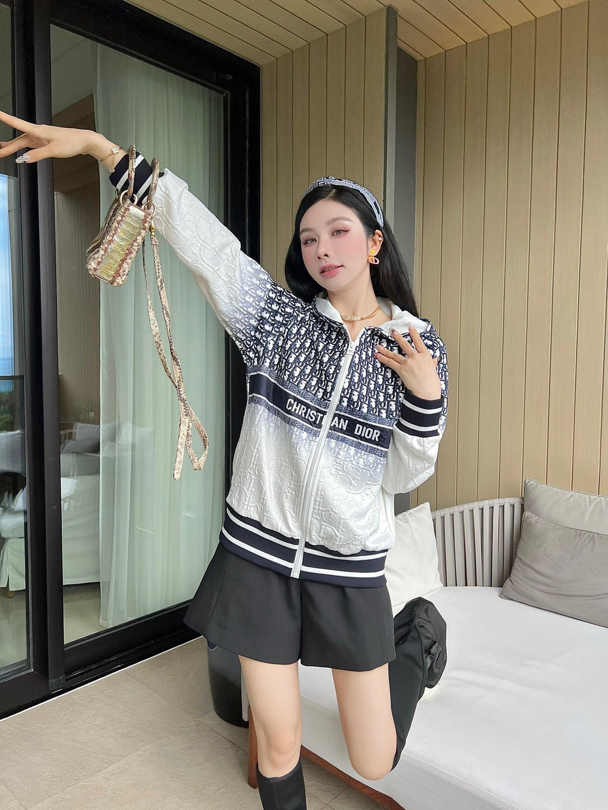 Jacquard letter smudged positioning print hooded jacket XC0823092718