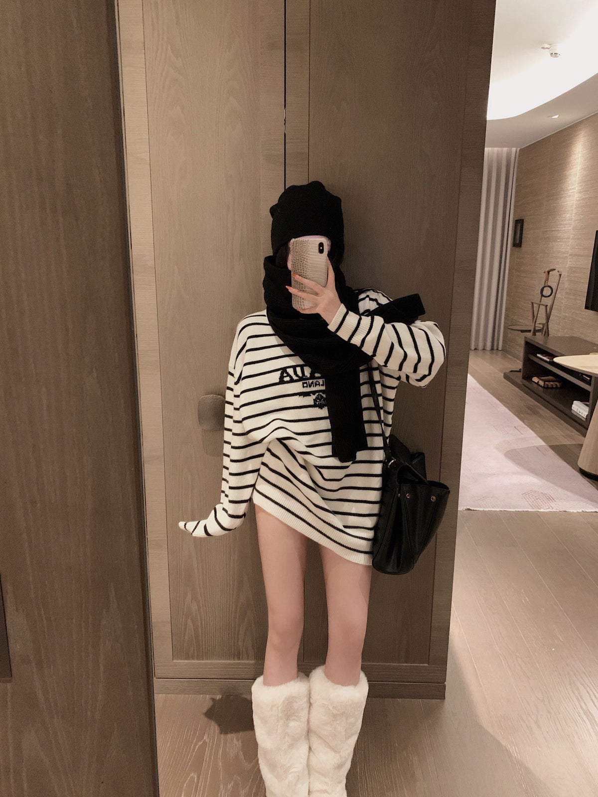 P24.AW Lettering striped sweater 0724112006