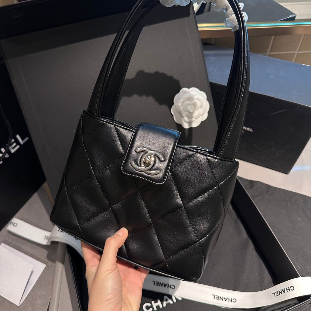 New Fashion Versatile Handbag 1023121412