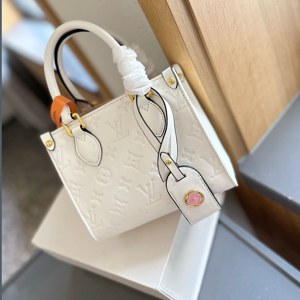 L OnTheGo Small Handbag XC24092429