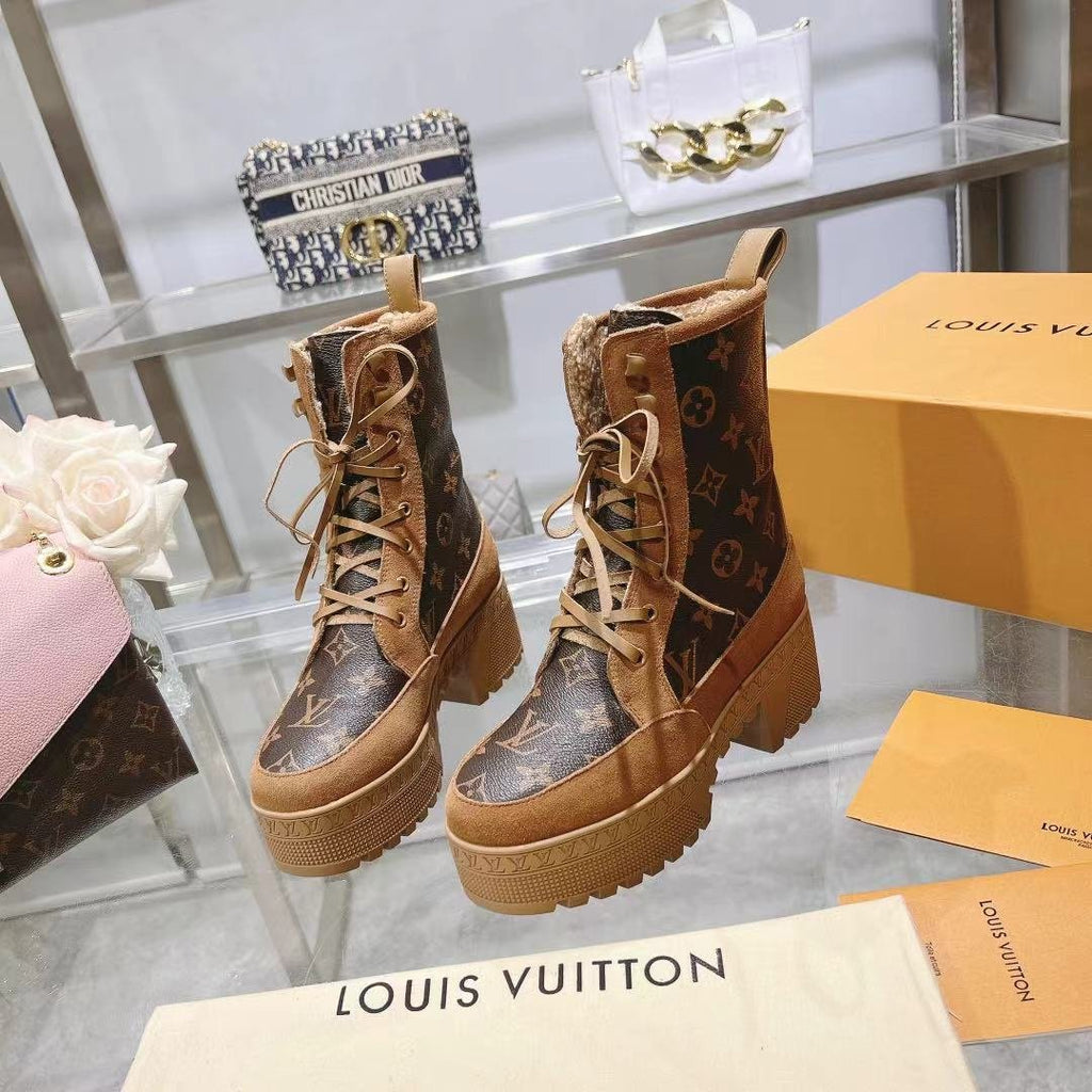 Fashion classic printed women's boots 1023120415