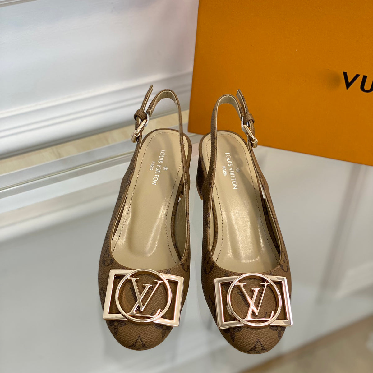 New square buckle single shoe sandals XC7040502